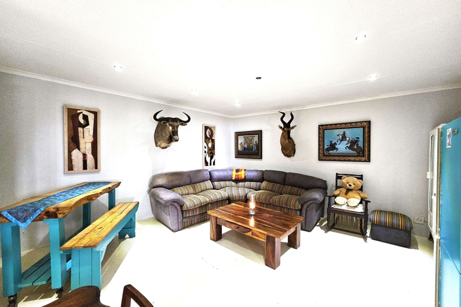 2 Bedroom Property for Sale in Wavecrest Eastern Cape
